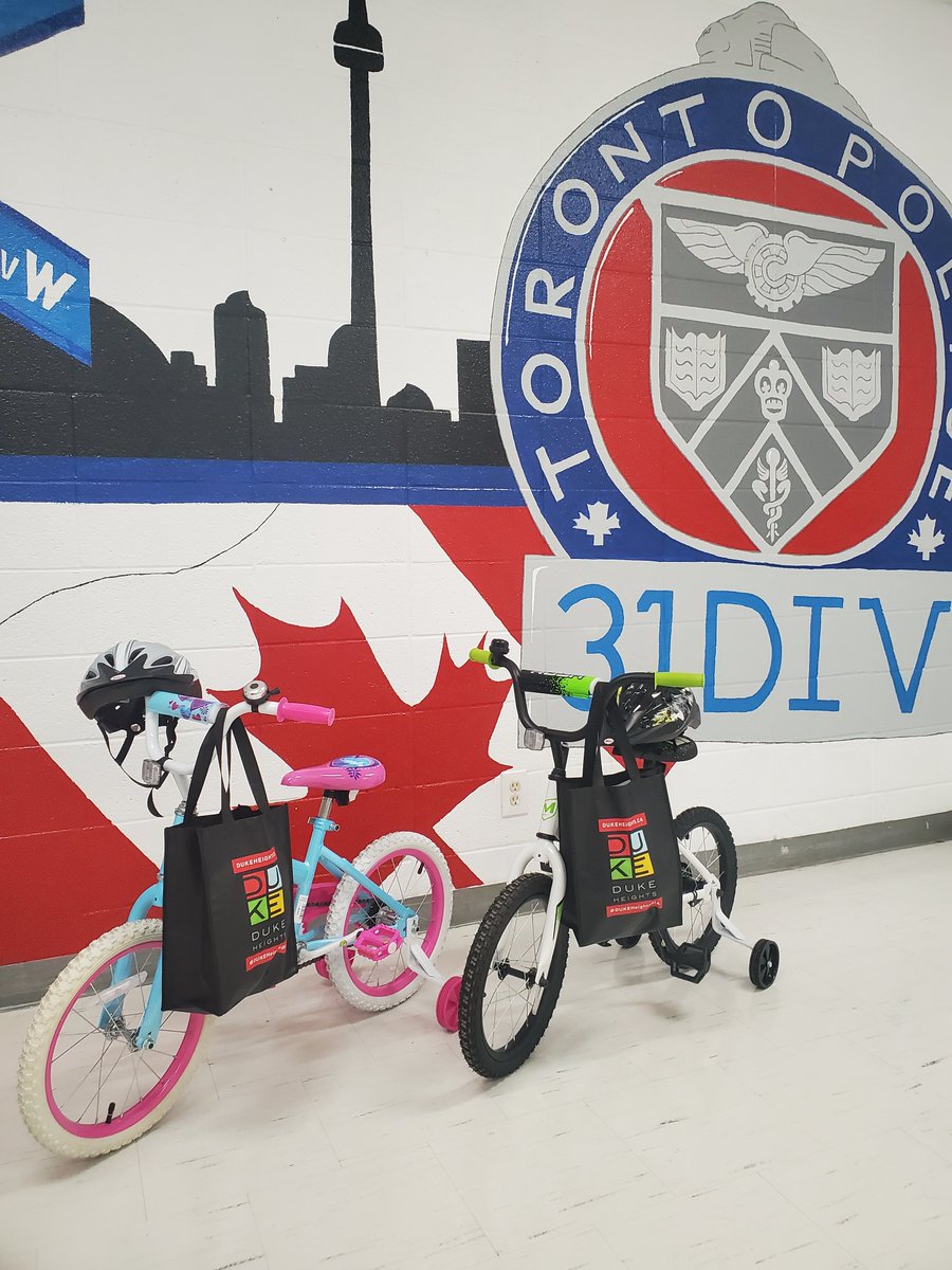 TPS31Div's tweet photo. 📣FREE RAFFLE🚲
During the 31 Division Open House BBQ on June 17, 11am to 2pm there will be a free raffle for these 2 bikes. They are 16 inch bikes, suitable for 4-6 years old, 41-48 inches tall. The bikes come with bells & helmets for rider safety. #BikeSafetyMonth #31division https://t.co/OhKA6j7GBp