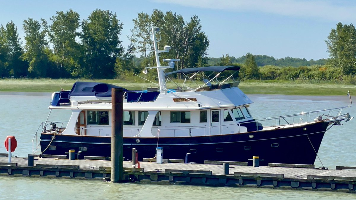 Good morning! Here’s a pair of swanky #yachts, the Delfin and Desert Eagle, tied up at #Steveston’s Imperial Landing dock. #ships #boats #swankythingsthatfloat