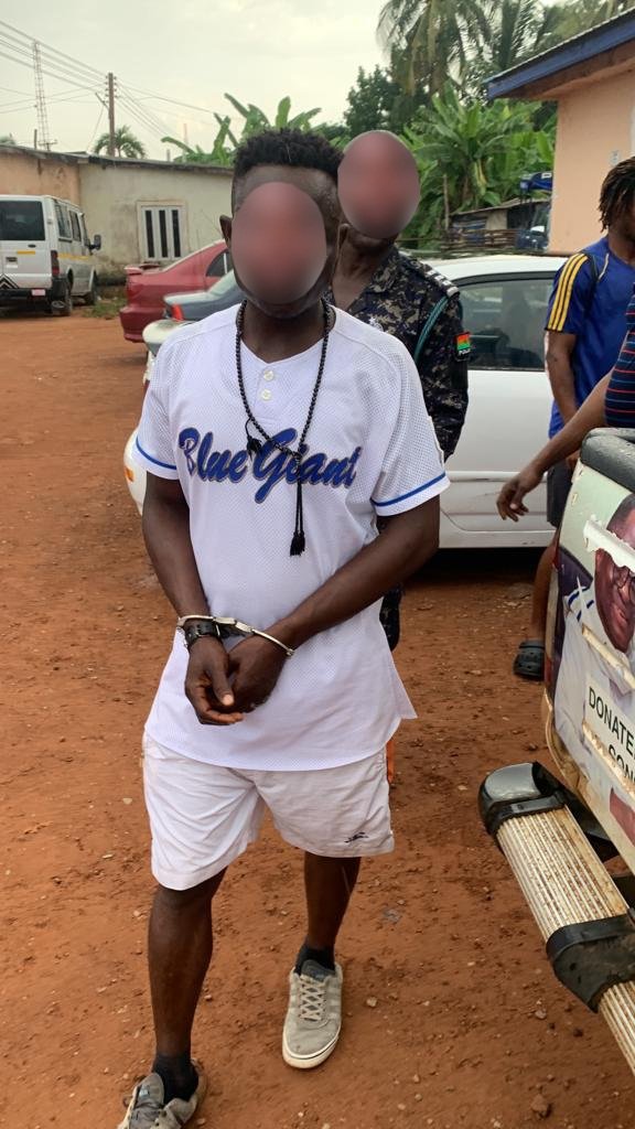 GhPoliceService's tweet photo. POLICE ARREST SUSPECT FOR THREATENING HARM AND POSSESSING FIREARMS WITHOUT LAWFUL AUTHORITY DURING A FOOTBALL MATCH AT KPANDO https://t.co/wLdz0YTmf8