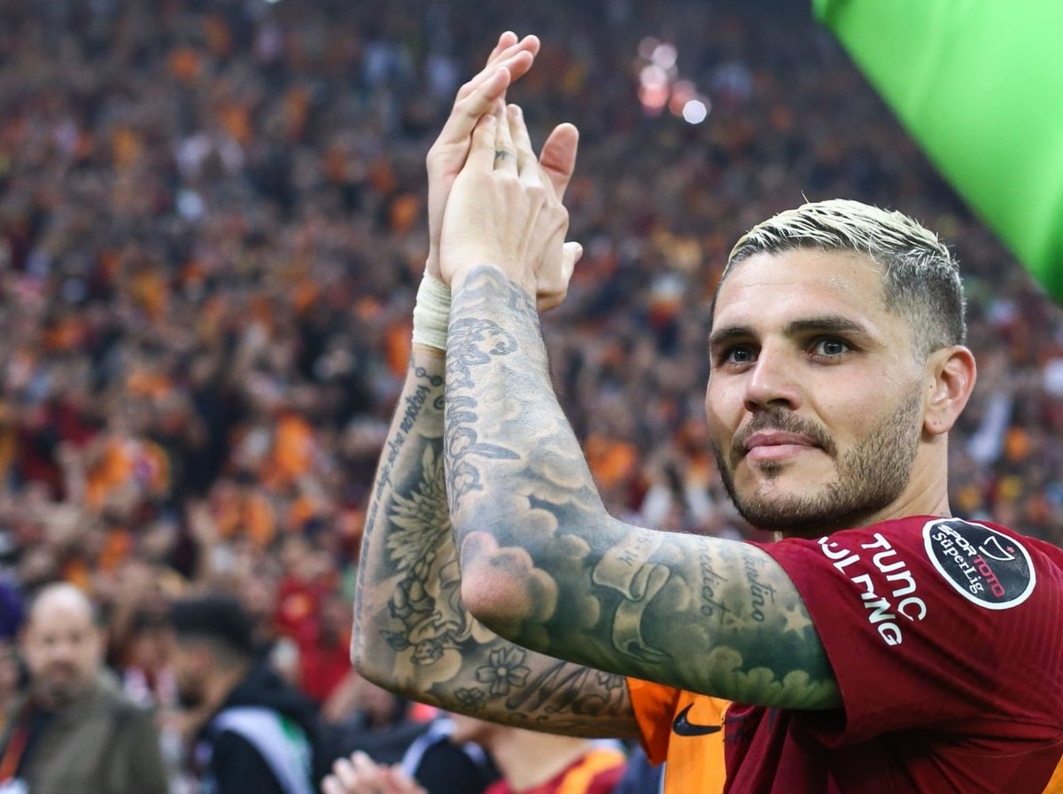 Mauro Icardi, Galatasaray'da kalmak ve Galatasaray formasıyla Şampiyonlar Ligi oynamak istiyor ancak bu kolay olmayacak.

🔗 Le Parisien