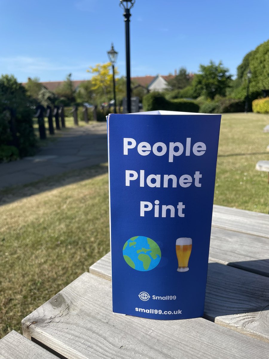 We enjoyed attending the inaugural #PeoplePlanetPint event in Northampton last week on a sunny evening. Great to meet like minded professionals working to make Northamptonshire more #sustainable ☀️🌎 @small99uk