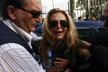 "Is he in there? Can we get him out?" #SuccessionHBO