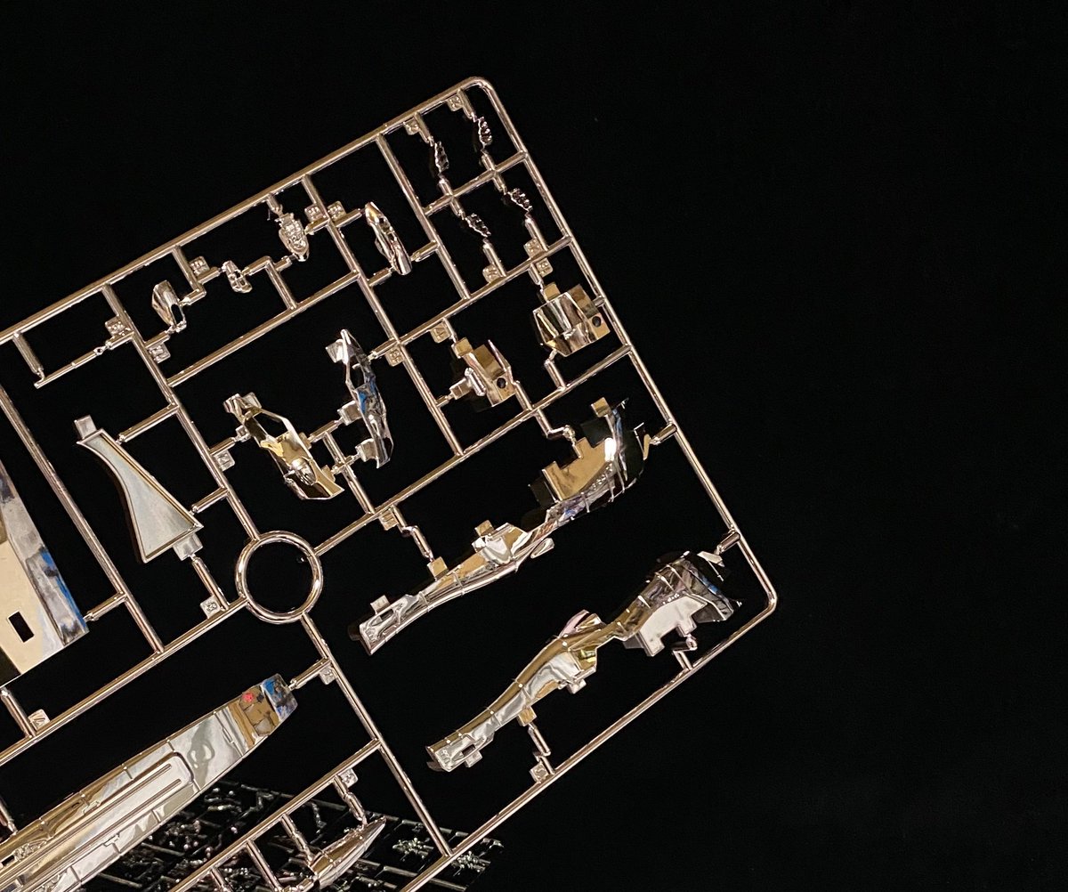 PatcHLoVeCraft's tweet image. しっかし、
ピンクと言えばピンクですが、
すっごい色素薄い系ピンク。
バンダイさんもピンクメッキには頭抱えたんだろうな…しみじみ。
#EXMODEL 
#エターナル

こうして見ると、
あの後色味が落ち着いた私のピンクメッキ調は、
あながち間違ってなかったと思える！