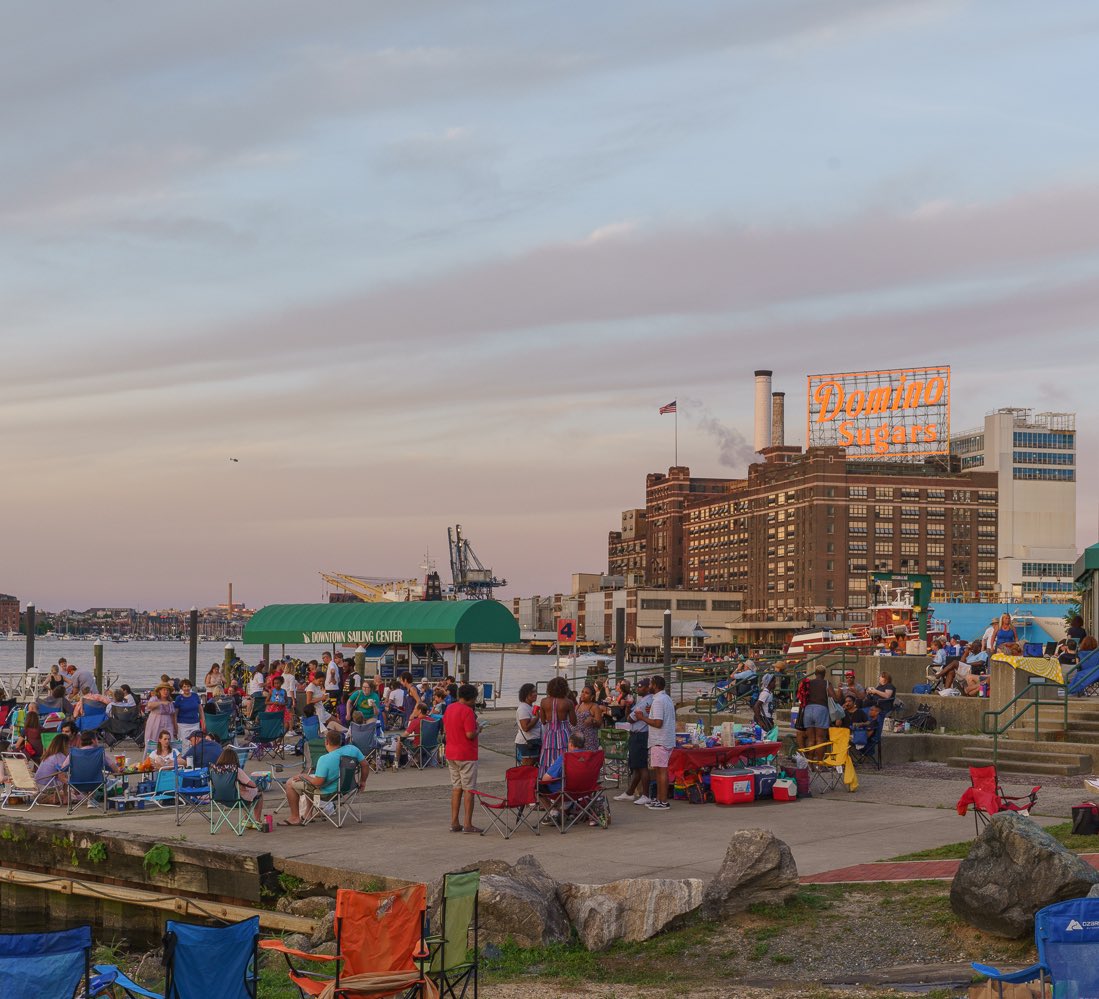 2/2 

What does a ticket include? 🎟️ 

It includes parking for a vehicle and ALL passengers, live music from Ken &amp; Brad Kolodner, and museum admission!

BYO food and drinks. Gates open at 6 pm. Fireworks begin at 9:30 pm. See you then! bit.ly/7-4-23