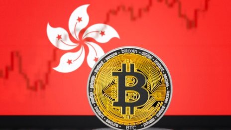 coingecko's tweet image. NEWS: @Coinbase is among the few CEXes invited to apply for an operational license in Hong Kong.

📰: gcko.io/news