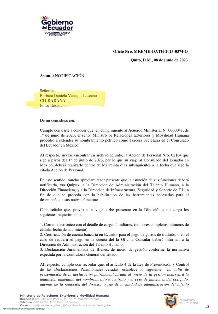Cuál es el mérito que tuvo la hija de <a href="/Ricardo_Vanegas/">Ricardo Vanegas</a> para ocupar la Función de Tercera Secretaria en el Consulado del Ecuador en México ( pasa cafés)

Cecilia Velasque pedía #ministerios completos