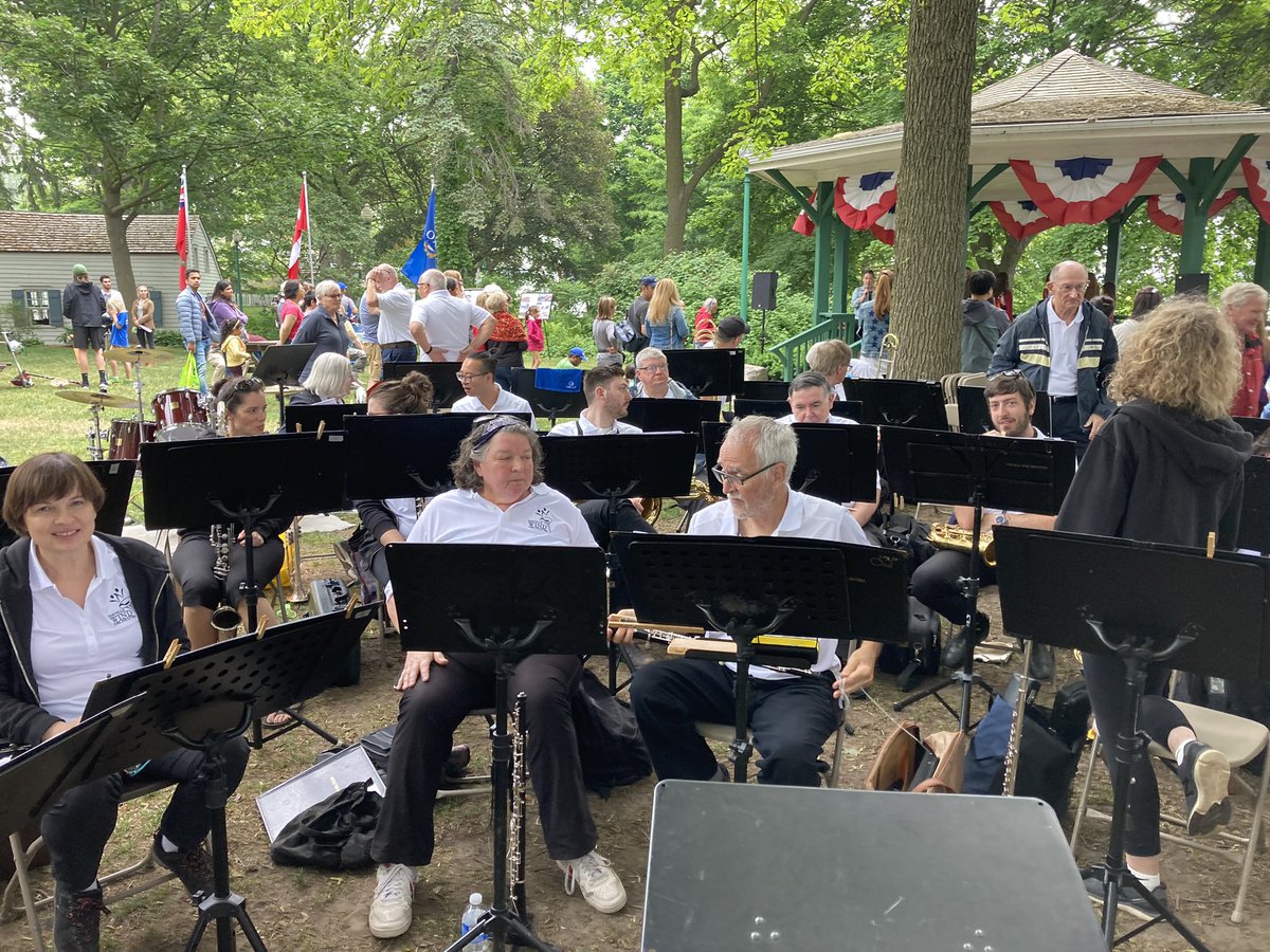 Our Sunday concert at the Historical Mayors picnic was a resounding success! Many thanks to #oakville1188ArmyCadets , for their enthusiastic service of carrying our percussion equipment to/from the truck!❤️
<a href="/oakvillearts/">OakvilleArtsCouncil</a> @wealth_steward <a href="/oakvillehistory/">Oakville History</a> <a href="/MayorRobBurton/">Rob Burton</a>