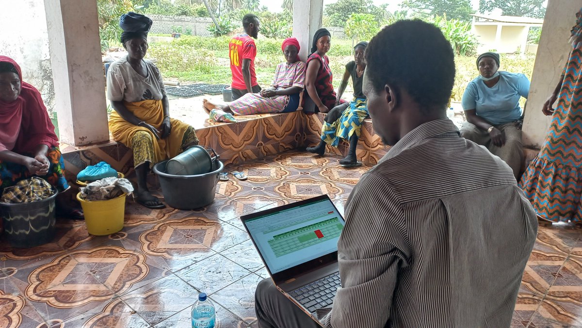 Rebecca4Earth's tweet photo. @WasteAid supports #sustainable #wastemanagement in The Gambia through a collaborative #CircularEconomy Network funded by the @CIWM.  The Bakau Women's Gardens manufacture eco-friendly alternatives to charcoal from coconuts,  preserving Gambian forests and diversifying incomes. https://t.co/pOcNvzGUvd