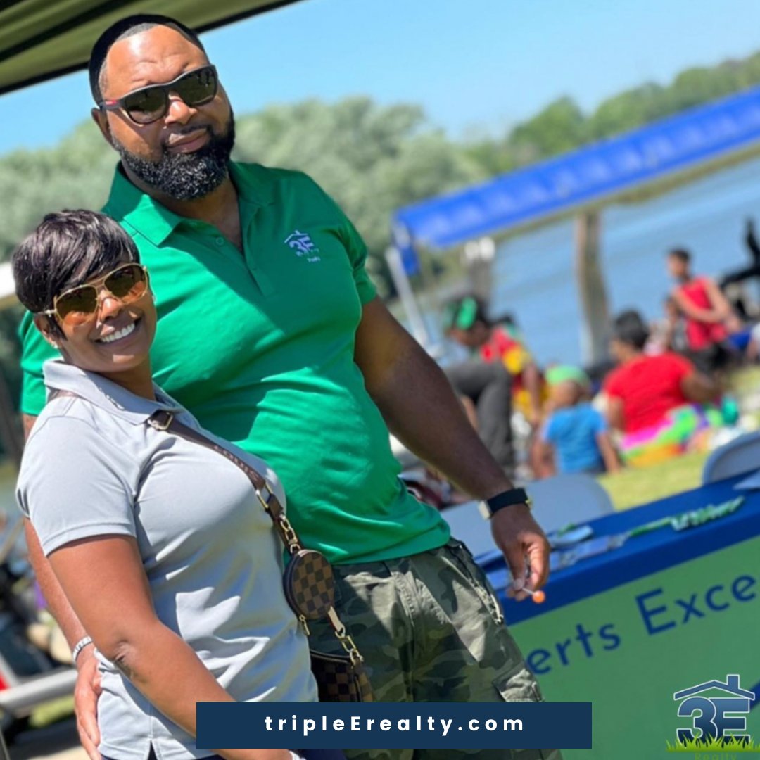 TripleERealty's tweet photo. Don’t Forget, Indy Juneteenth Festival and Parade is THIS Saturday June 17th!
Be sure to stop by our table and connect with an agent in person for all of your realty and property management needs.
#IndyJuneteenth
#Juneteenth2023
#TripleERealEstate
#BestIndyRealty https://t.co/TZbA6dEUOB