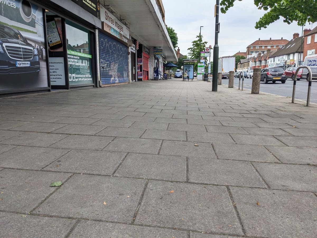 With the roaring success of Pawelek's new cafe we're asking @Merton_Council to invest in some #civicpride for this hostile stretch of London Road - a wide pavement made for planters, paviours and a more beautiful public realm