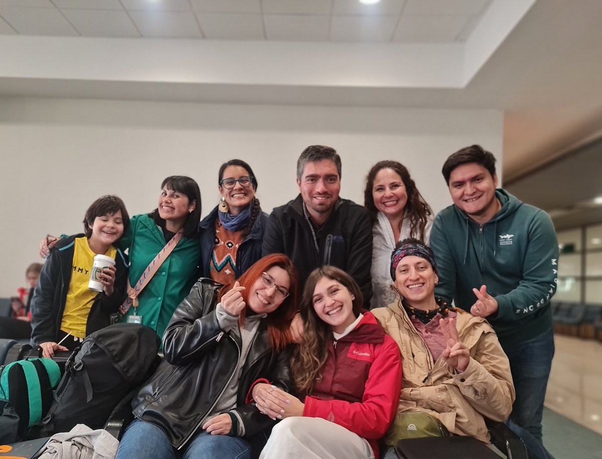 Ya estamos list@s! En el aeropuerto apunto de abordar camino a #RapaNui para comenzar nuestra #GiraAstronómica junto a <a href="/congresofuturo/">Congreso Futuro</a> en tu comuna y #PlanetarioRapaNui <a href="/Muni_Rapanui/">Muni Rapa Nui</a>
Toda la info 👇🏼

astrofisicamas.cl/gira-astronomi…

#CentrosAnid