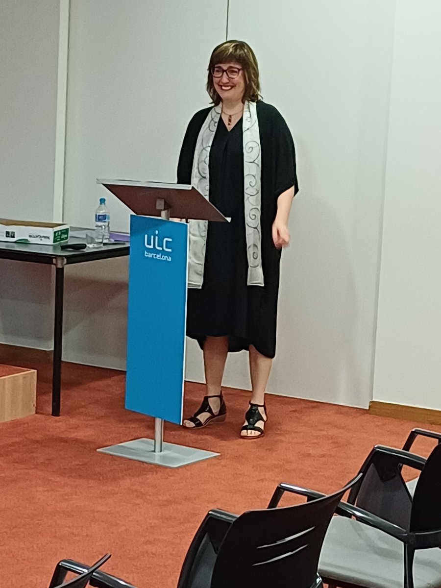 Avui hem acompanyat a <a href="/AnnaBarrios/">Anna</a>, fisioterapeuta de <a href="/perevirgilicat/">PS Pere Virgili</a> , en la seva brillant defensa de la tesis doctoral. La cap del tribunal avaluador ha lloat en especial el treball en equip que emana de la tesis. Enhorabona!