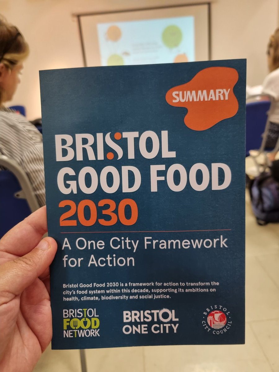 Absolutely blown away by the amazing work that @BristolUni is doing around sustainable catering - 82% of the food they make in house is plant based! 👏👏👏 Great to hear from Alex from the Procurement team at @bgf2030 launch as part of @FestofNature