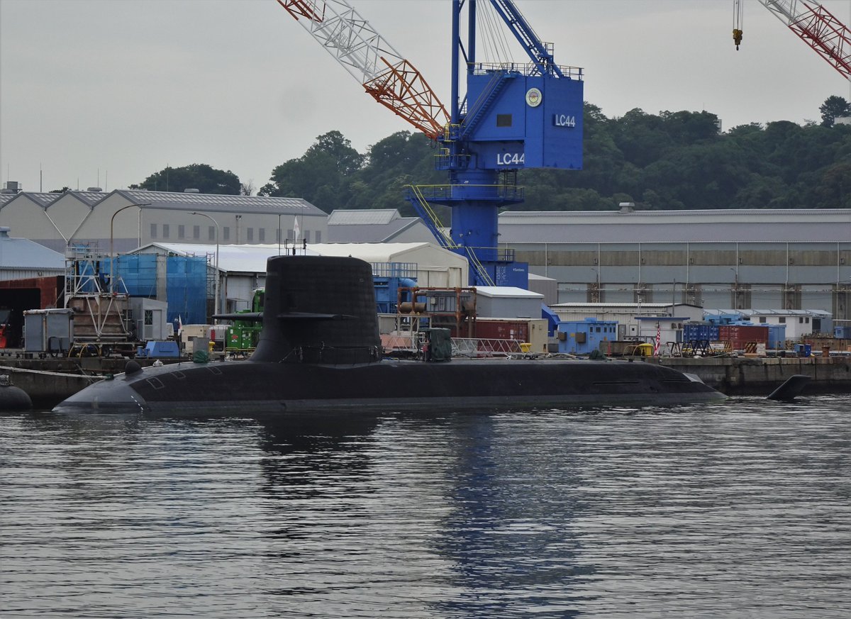 YOKOSUKA軍港めぐり②
・アメリカ海軍🇺🇸
ミサイル駆逐艦「ヒギンズ」DDG76
ミサイル駆逐艦「ベンフォールド」DDG65
・海上自衛隊🇯🇵
「そうりゅう」型潜水艦