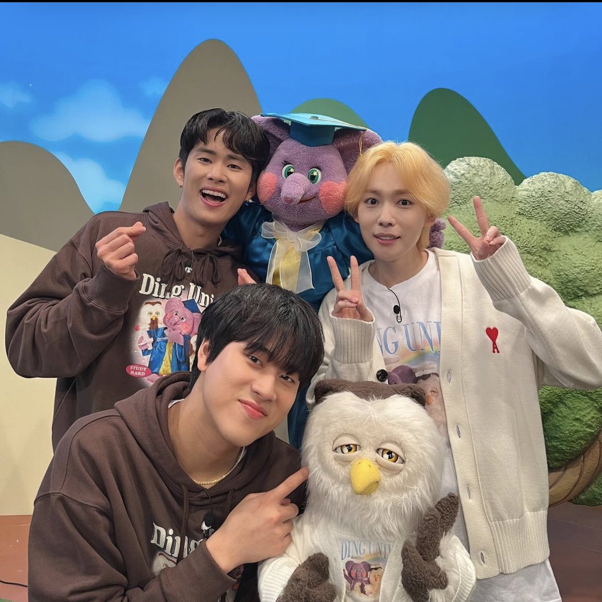 [IG] 230510 #คิมจินอู และ #คังซึงยูน #WINNER ใน IG ของดิงแดค่ะ 

#JINU #김진우 #YOON #강승윤
instagram.com/p/CtTlFTAO2Rx/…