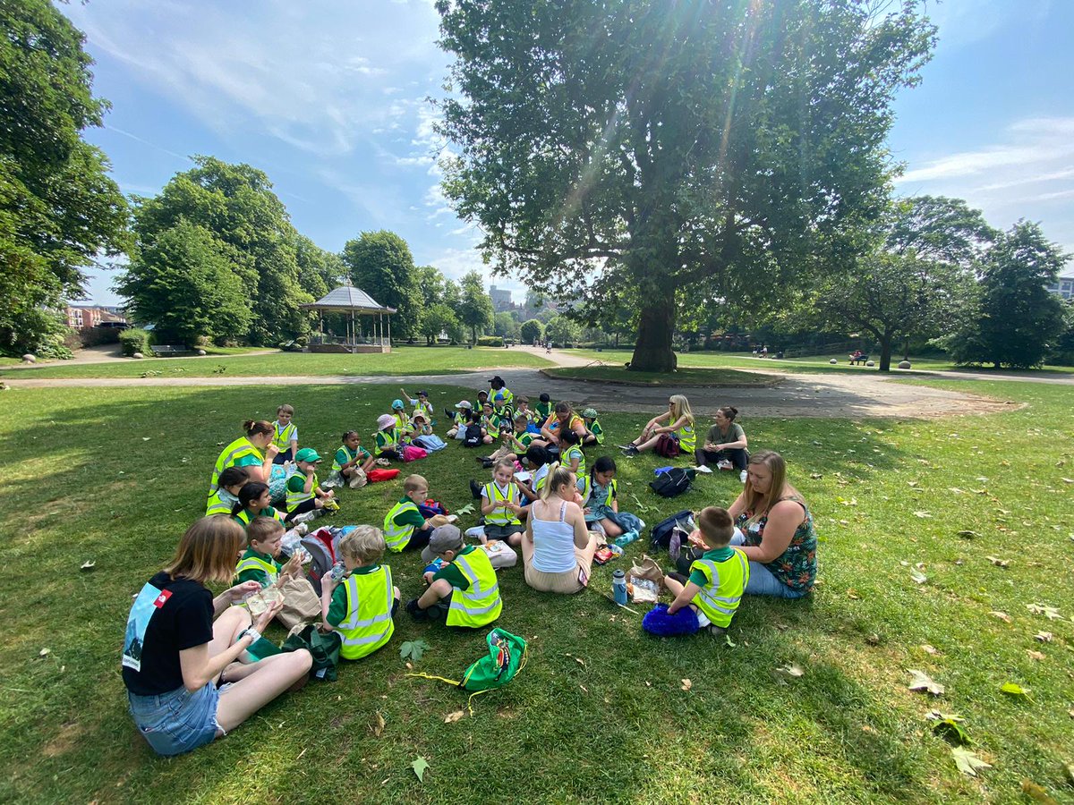 Reception really enjoyed their trip around Windsor today! #schooltrips #ourlocalarea