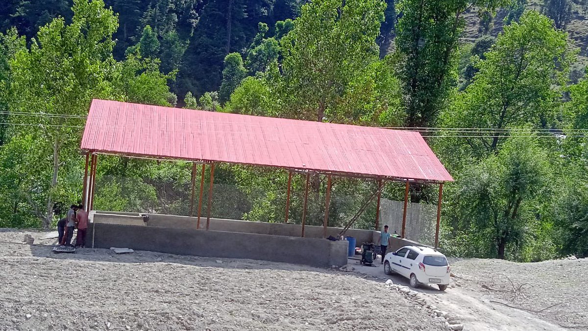 BDOChowkiChoura's tweet image. #OngoingWork on Block Level Segregation Shed for Solid Waste Management in Block Inderwal.
Now waste will be segregated for recycling to turn into resource instead of being dumped or burnt.
#Journey towards #ModelVillages under SBM-G Phase 2.
@Devansh_IAS 
@CeeDeeSingh @jkrddpr