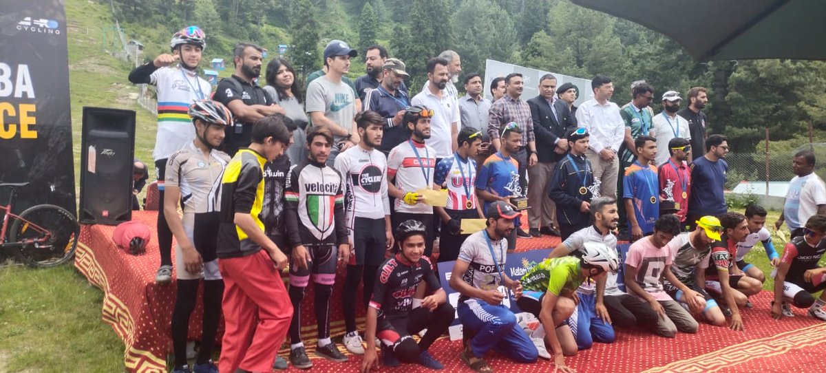 AmmarSayzz's tweet photo. Swat summer festivities in full swing 💫

Over 50 national level cyclist 🚴‍♀️ including 6 female cyclists participated in an adventure packed cycle race in Malam Jabba… 

Tourists from across Pakistan are enjoying serenity of Swat… Credit goes to local community & security forces for ensuring peaceful environment 💐💐