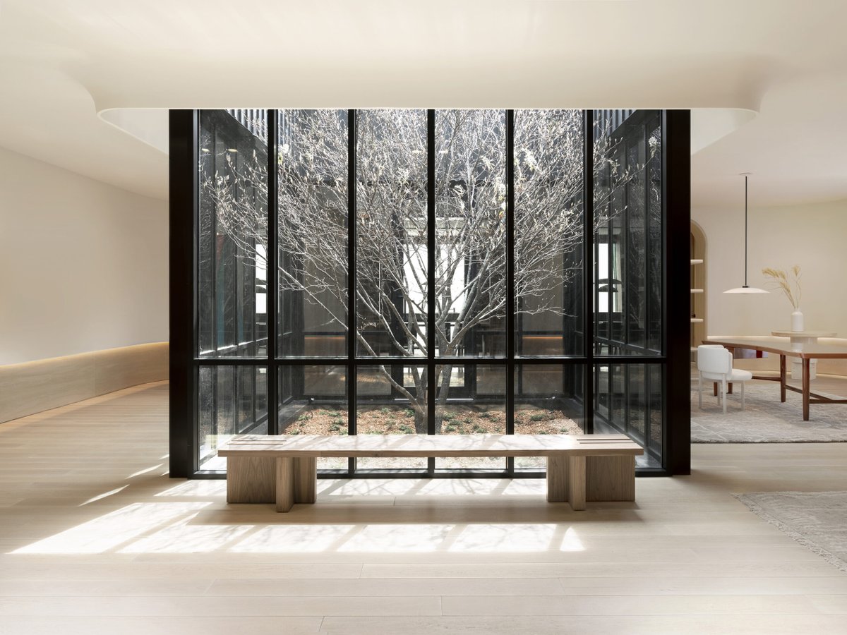loopdesignaward's tweet photo. ⭐️ LOOP Design Awards Winner ⭐️
.
Zibi House, Gatineau, Canada - by Studio Paolo Ferrari
https://t.co/8PwqG1qb2C
.
Photography: Joel Esposito
.
#architecture #design #interiordesign #productdesign #landscapedesign #architecturephotography #loopdesignawards https://t.co/tgdi0UNdx5