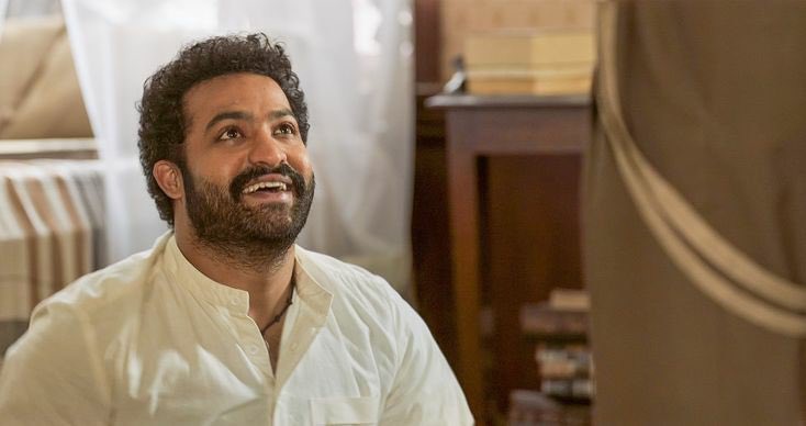 子どもとの綱引きだろうが力を出し惜しみすることなく、全力で向き合う所。あとキラキラの瞳😭

 #私の好きなビムぽいんと https://t.co/EFbmVP5dtu