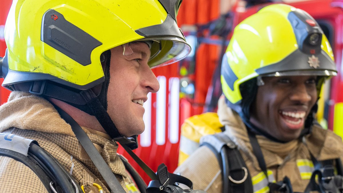 It's #MensHealthWeek &amp; we're shining a light on 3️⃣ common but important health conditions that can affect men: prostate cancer, testicular cancer &amp; breast cancer. Like &amp; retweet to help raise awareness &amp; spread the word 📣

Read more &amp; watch our webinar 👉 ow.ly/eWfs50OLG3L