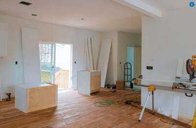 Communicating with your renovator is important. Work with them to draw up a plan that best accommodates your family’s needs, urges Dave Wilkes. keepingyouinformed.info/living-with-a-…