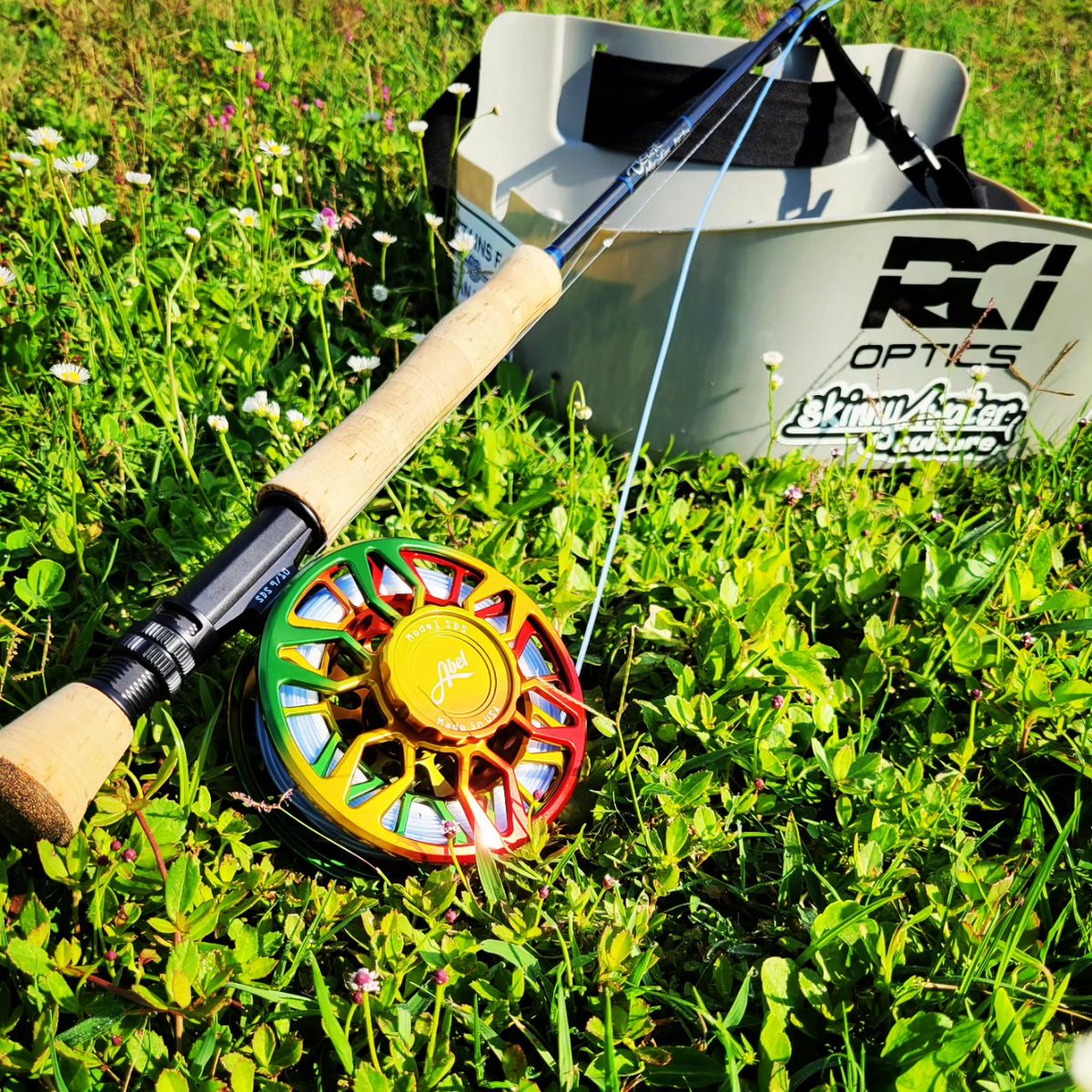 shadowcastfly's tweet image. Ya mon!!! All you need for effective jungle pond hoppin'!!
.
.
#shadowcastflyfishing #tampabayflyfishing #flyfishing #scottflyrods #abelreels #craftedforchaos #rcioptics #skinnywaterculture #monicflylines #tampabaywaterkeeper #tarpon
