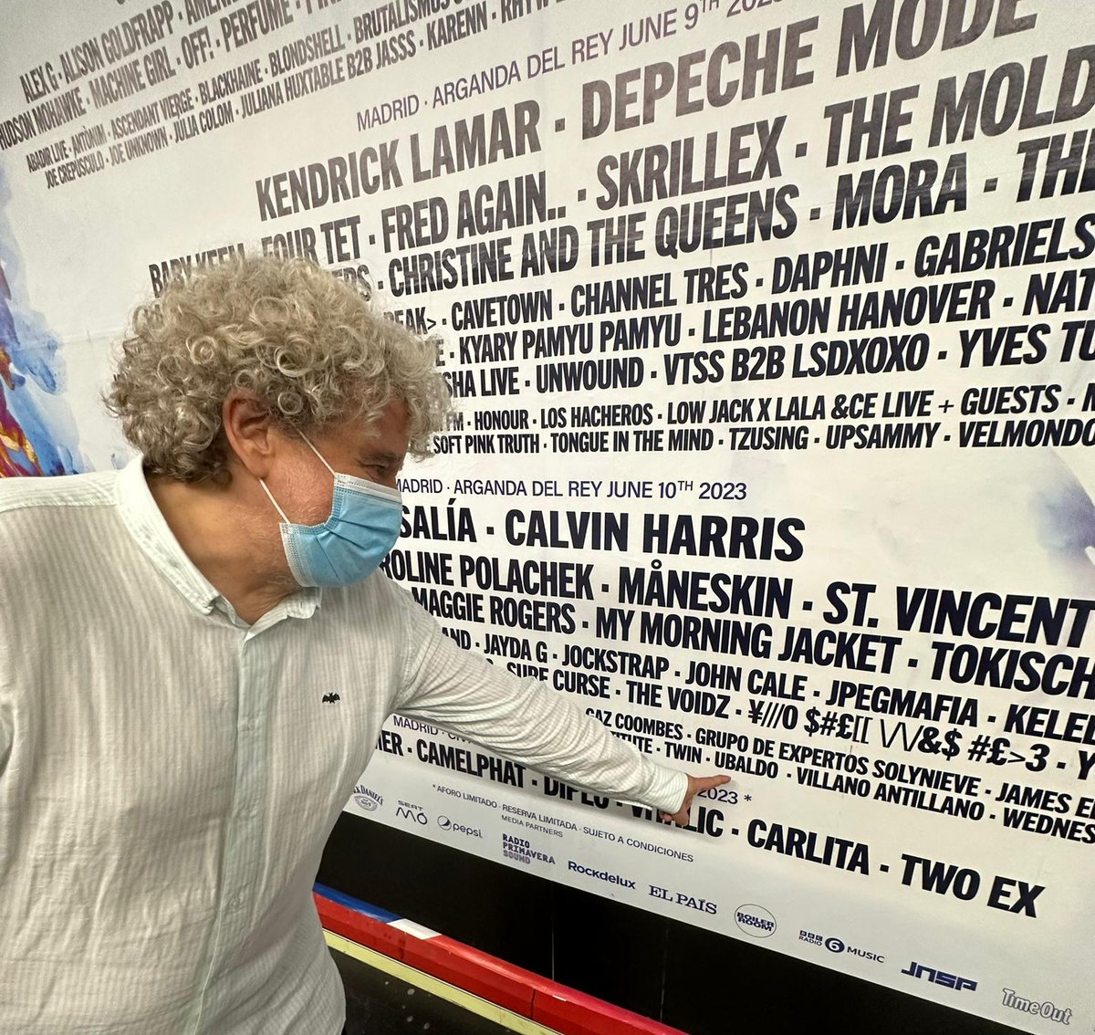 julioruizllore1's tweet photo. Mi padre, carpintero, hacia vagones para la Renfe en un taller de Villaverde. Se llamaba Ubaldo. Pues héte aqui que habia un Ubaldo (no es un nombte muy común) en el cartel del @Primavera_Sound Madrid. https://t.co/icQondNrFa