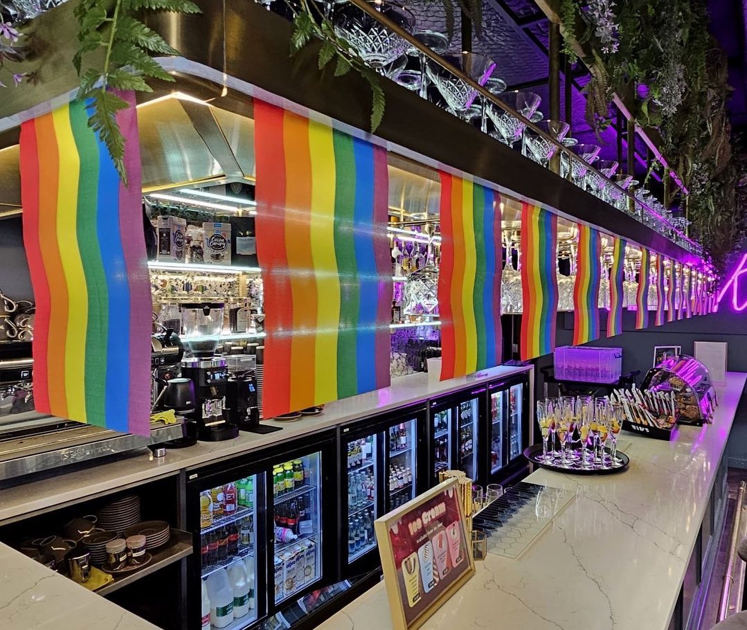 JenrickCom's tweet photo. #PrideMonth is in full swing here at No.5 The Heights. 

Thank you YoooServ for putting on a show. https://t.co/V3ygqpOpXt