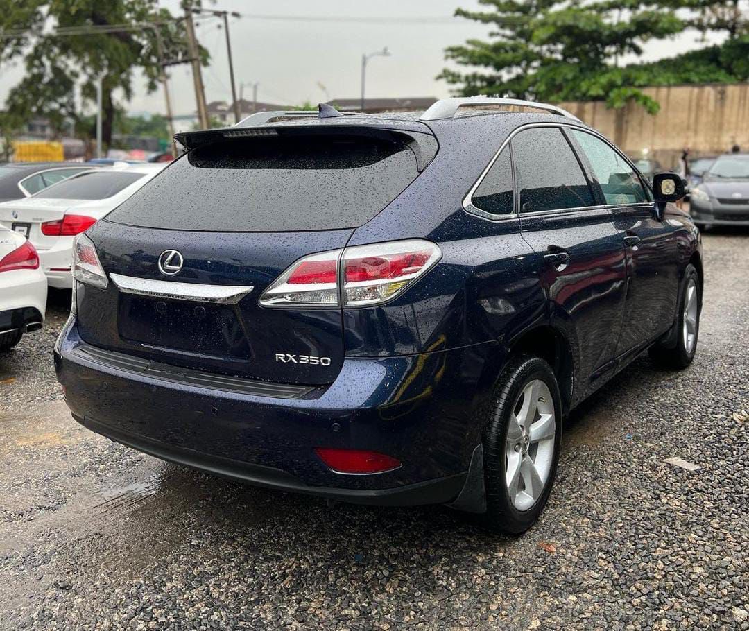 HAPPY DEMOCRACY DAY🇳🇬
PLS REWEET🙏🏿🙏🏿

🚘: 2015 Briefly used Lexus RX350

💰: 9.2m net, custom duty✅

🌍: Galadimawa, Abuja

☎️: 08125832003 (calls) 
@lumiquan_ @shvkurr_ 
#june12th #democracy #DemocracyDay2023