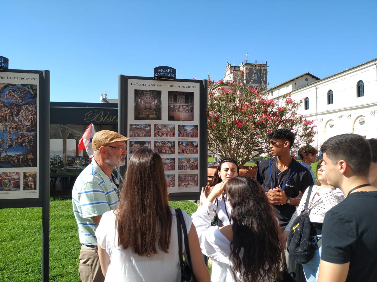 INS MariadeBell-lloc tweet media