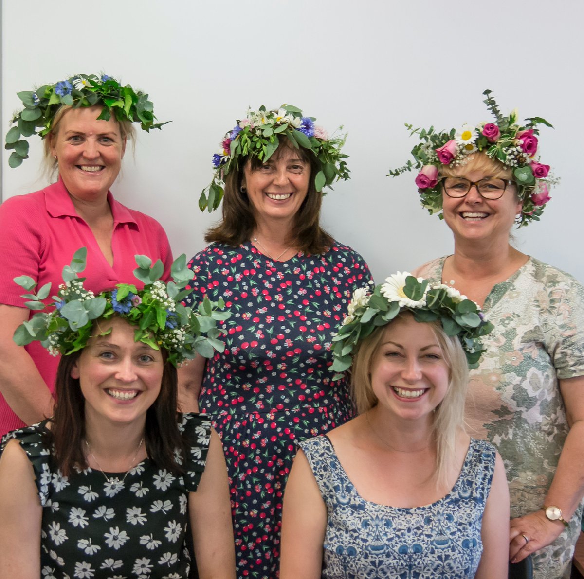 Our lovely adult evening #floristry class: #summer #flowers for #fun More courses coming in September. Contact JTunesi@nhc.ac.uk

@northhertscollege @n_hertscollege #adulteducation #lifelonglearning #creativity #arts