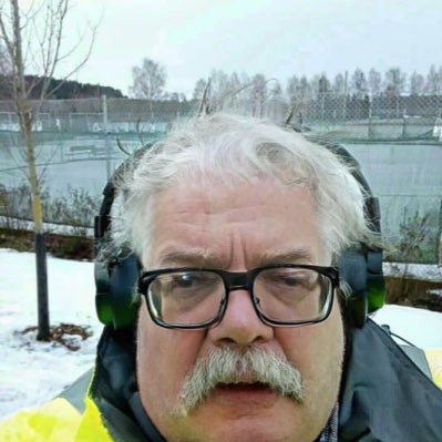 clause64's tweet image. #NewProfilePic