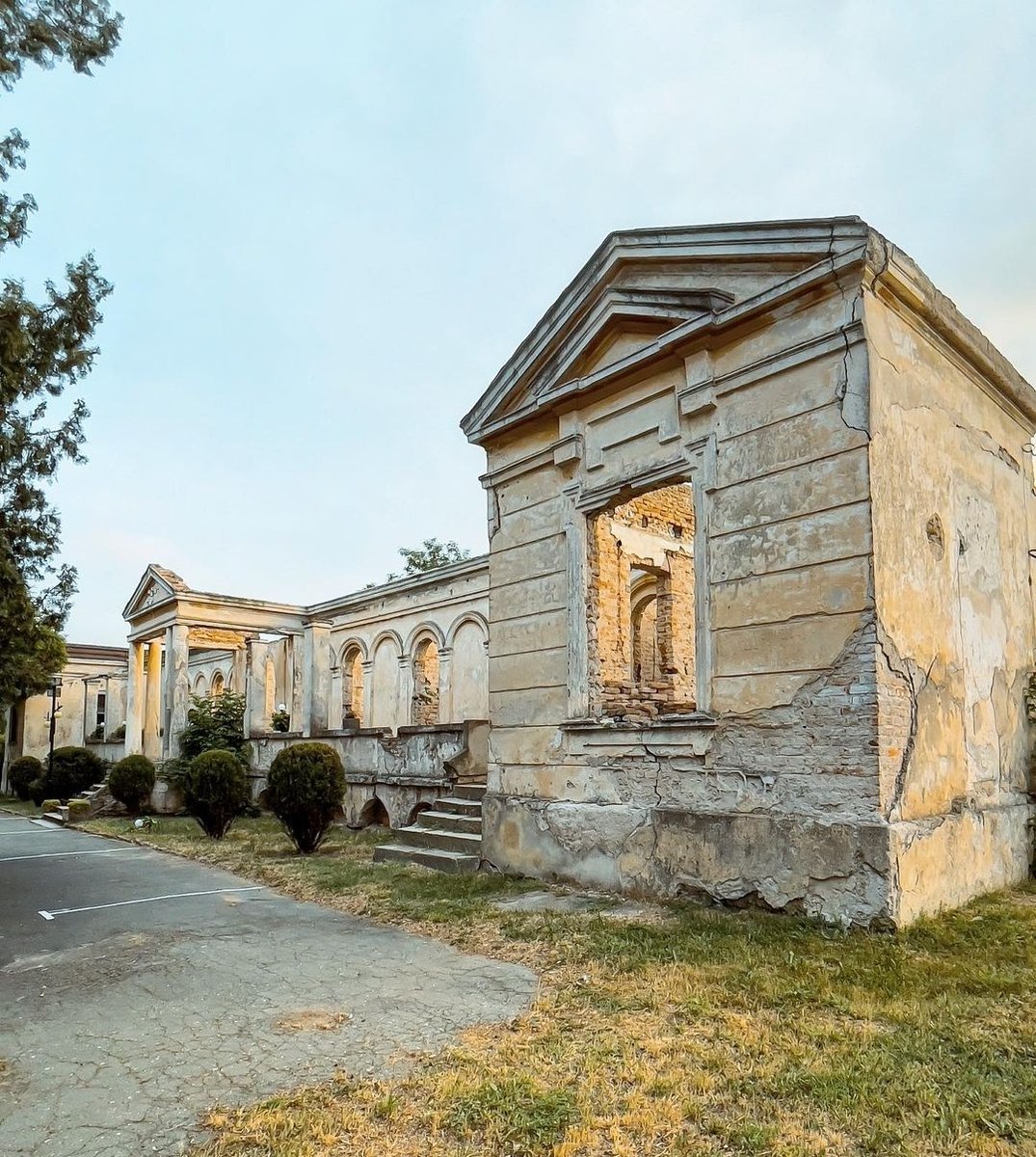 Travel_2Romania's tweet photo. Sanatoriul Speranța #Techirghiol construit în anul 1923. #History
📸Ana.Dumitru IG
#DiscoverRomania https://t.co/Q8xXpXGhZj