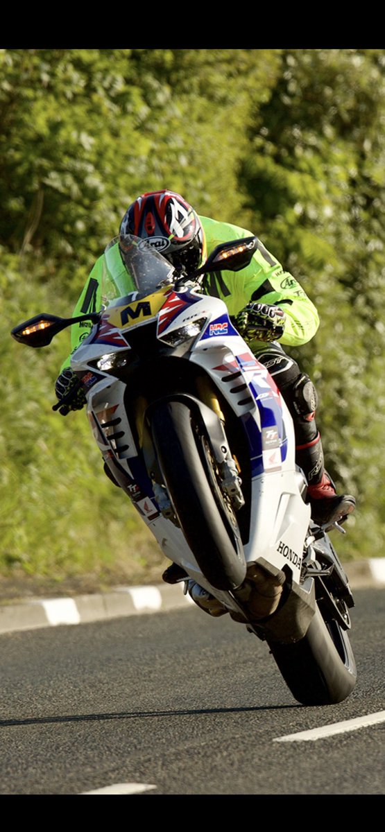 JennyTinmouth's tweet photo. Ok this is one of the coolest pictures from the TT 😜💪🏻 #tt2023 https://t.co/ninUZgwAQL