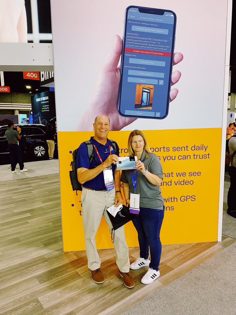 TeamSignalFG's tweet photo. Congrats to a couple of last week's #Apartmentalize prize winners: AJ from Arkansas and Ken from Missouri! #peaceofmind #securityfranchise #NAA https://t.co/f7cE2VmJ40