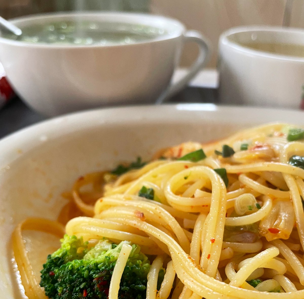 Cooking
🧑‍🍳🔥🍳🌯🌶🧄🥦
Broccoli Peperoncino