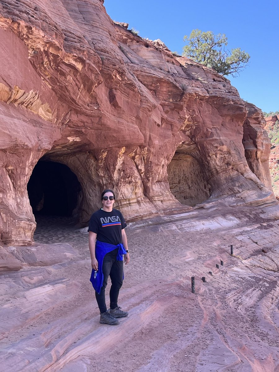 drewfd's tweet photo. Beautiful Sand Caves outside of Kanab, Utah.

#sandcave #cave #caves #cavesofinstagram #sandcaveskanab #sandcavesutah #sandcavesofkanab #sandcavesofinstagram #kanab #kanabcaves #kanabsand #kanabsandcaves #utah #hikeutah #hiking #hikers #hikerslife #hikersofinstagram #explore https://t.co/TvOujrLbh8