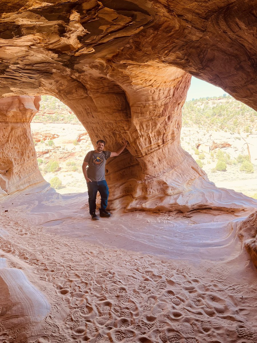drewfd's tweet photo. Beautiful Sand Caves outside of Kanab, Utah.

#sandcave #cave #caves #cavesofinstagram #sandcaveskanab #sandcavesutah #sandcavesofkanab #sandcavesofinstagram #kanab #kanabcaves #kanabsand #kanabsandcaves #utah #hikeutah #hiking #hikers #hikerslife #hikersofinstagram #explore https://t.co/TvOujrLbh8