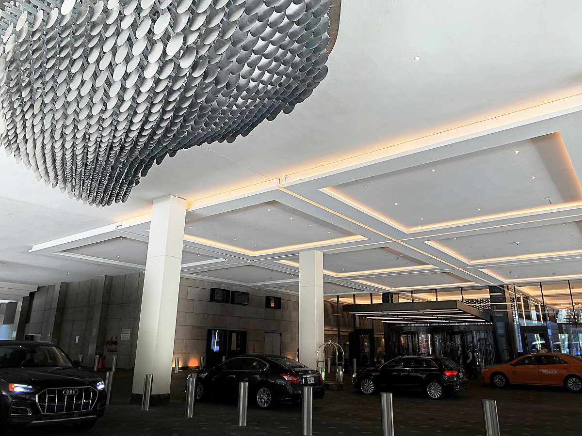 EasternConst's tweet photo. Sheraton Centre T.O. Reno:
Completed in 2022 a vibrant, sophisticated &amp; welcoming space intended for an exceptional guest experiences. 
#JLLCanadaInc
#architectsAlliance
#EasternConstructionCompany
#Entuitive
#HHAngusAssociates
#JohnGCooke
#MBTWGroup
 https://t.co/pZGF11TXwk? https://t.co/DpocW5VhMi