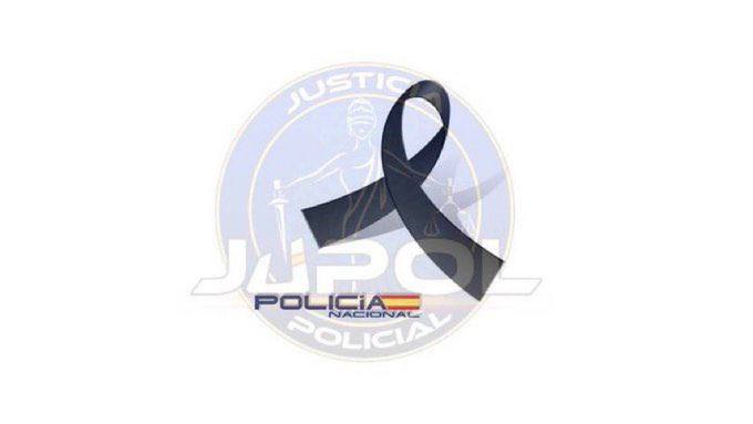 👮👮🏼 Hoy  hemos guardado un emotivo minuto de silencio en la Comisaría de <a href="/policia/">Policía Nacional</a> de #Soria por nuestro compañero Juanjo, fallecido  ayer en acto de servicio en #Andújar #Jaén. 
1️⃣ minuto de silencio por algo que no tenia que haber sucedido😢. 
#DEP COMPAÑERO