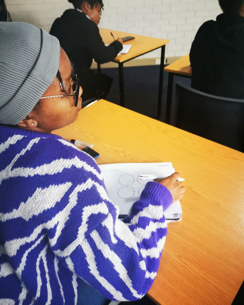 pingacademyza's tweet photo. While your technical skills may get your foot in the door, your people skills are what open most of the doors to come. A whole host of
 personal attributes are the soft skills that are crucial for career success.

#ITTechSupport #employabilityskills 
#softskills  #communication https://t.co/4zTujWXyhv