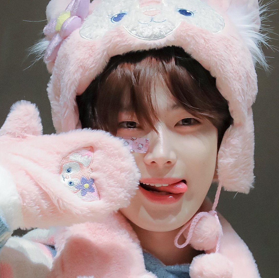 icebreakersunoo's tweet image. sunoo                                                 also sunoo