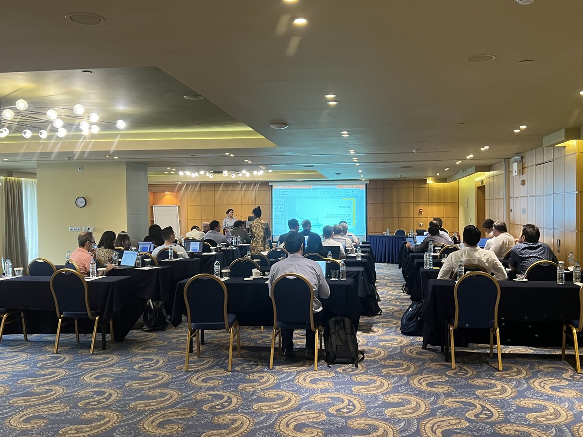 📢Live from #IPIC2023 Doctoral Quoloquium!💡 PhD students receive extensive feedback on their ongoing #researchwork from fellow PhD students &amp; leading academics in the field of #PhysicalInternet!
👉Learn more: go.iccs.gr/uw7uzrf
#IPIConference #Logistics #ISENSEResearch