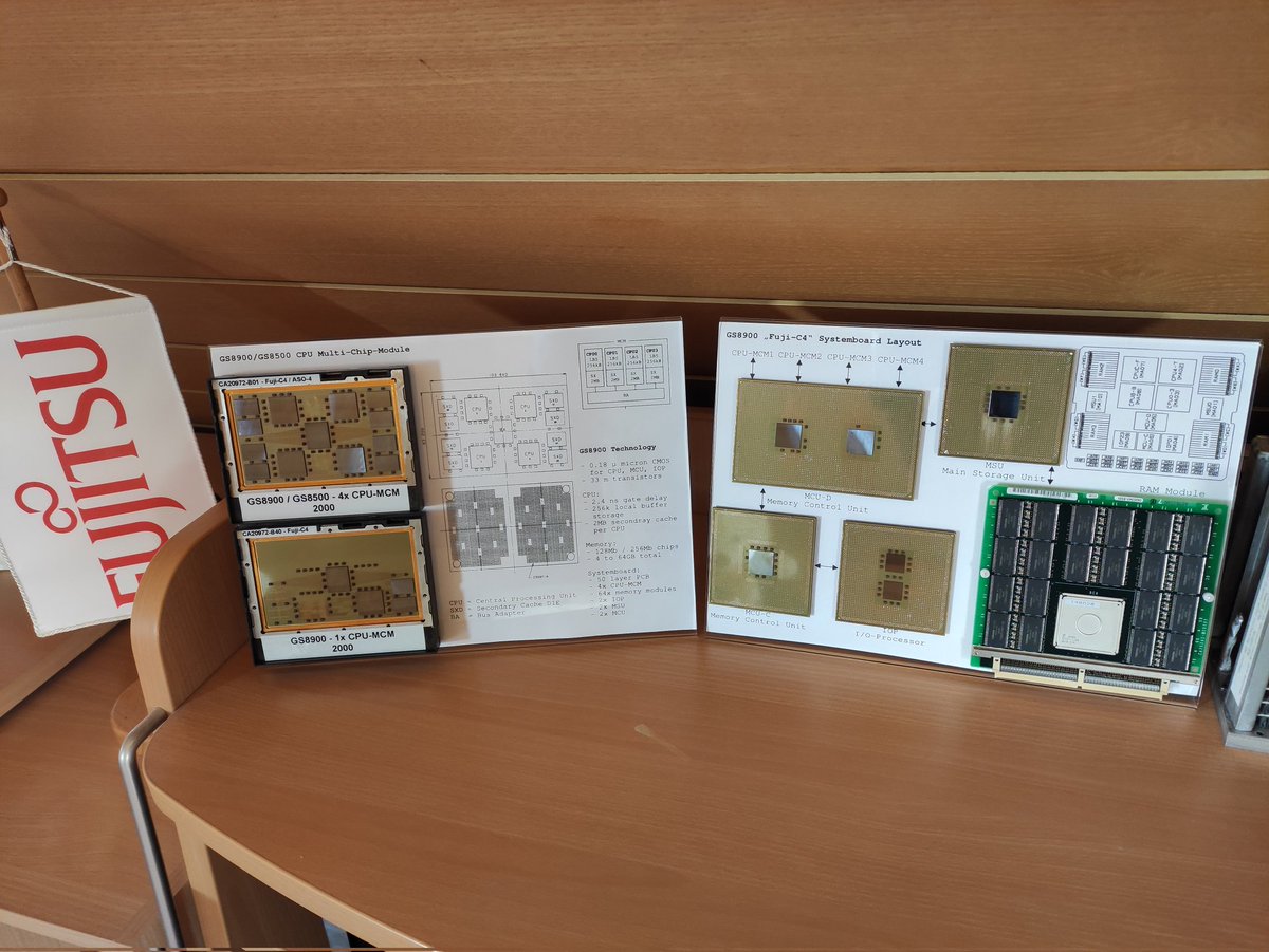 Loeschzwerg_3DC's tweet photo. Another stand-up display about the Fujitsu GS8900 mainframe is ready. This time about the CPU multi chip modules and further technical information 😎👍🏻 

#mainframe #museum #fujitsu #globalserver #gs8900 #s390 https://t.co/2rdEhUoisP