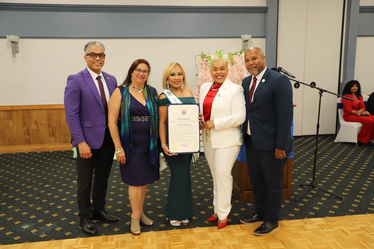 Lawrence, MA. on Twitter "Congratulations to "Semana Hispana" in its