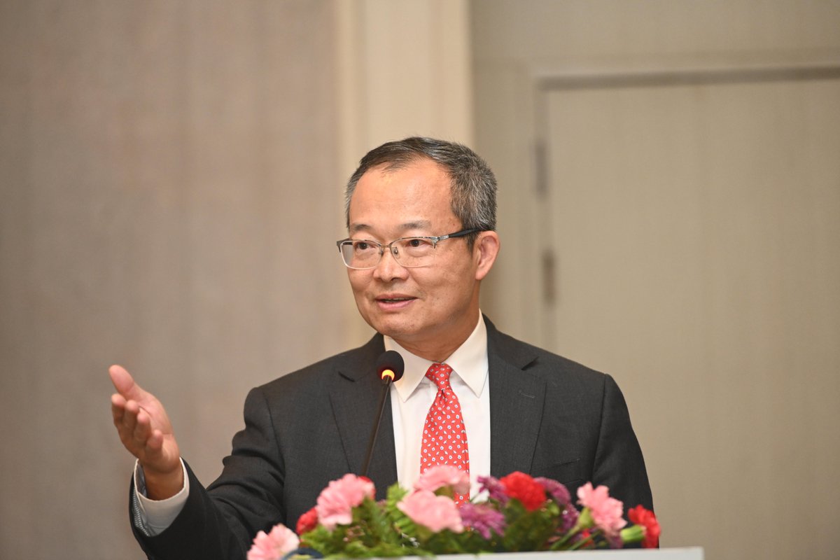 GuangzheChen's tweet image. Delighted to address the launch of the @WorldBank-supported #Nepal ACCESS project alongside Hon. Minister of MoPIT Prakash Jwala and @MartinRaiser.  Through this project, #MoPIT, #MoICS, and #MoFE will operationalize Nepal’s green, resilient, and inclusive development agenda.