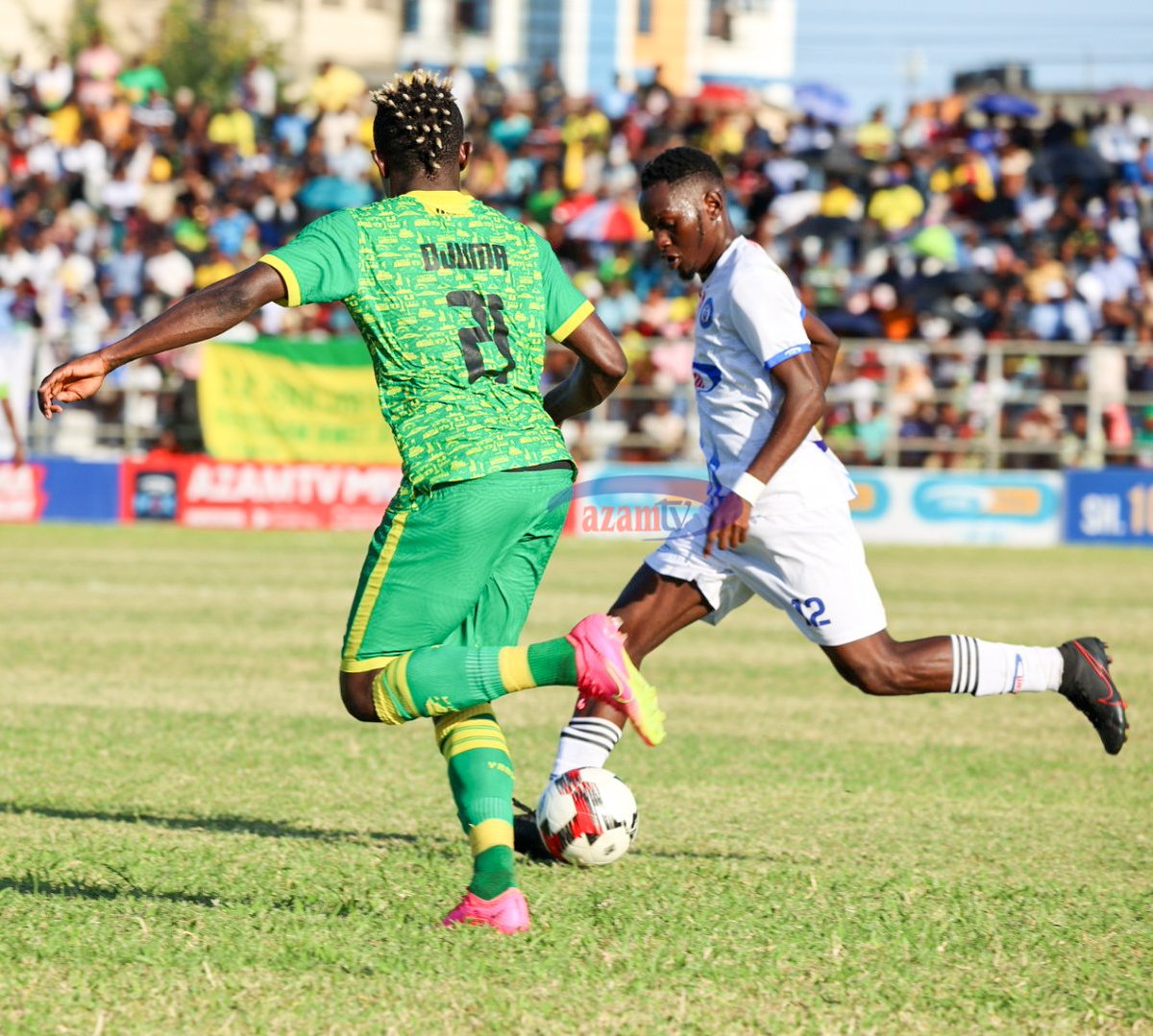 85' | #ASFCFinal  

Azam 0-1 Yanga

LIVE #AzamSports1HD 

 #ASFC #ASFCCup #ASFCFinal #MitoNiMaishaYetu #10DaimaDamdam  #Tanga2023 #WajeWajirambe #ASFCTanga #YangaSC #AzamFC #AzamYanga #Dodi