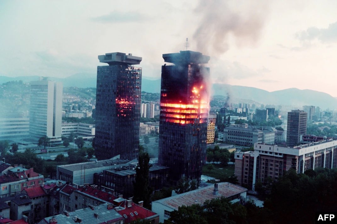 wolvestwtsara's tweet photo. this is just SOME of what the Yugoslav (Serb) army did for a decade in Bosnia, Croatia and Kosovo that led to the NATO bombing of Belgrade. if we’re gonna tell the story tell the whole thing. so fucking sick of twitter &amp; these half ass explanations to fit the anti NATO narrative https://t.co/S56wHGNS9u