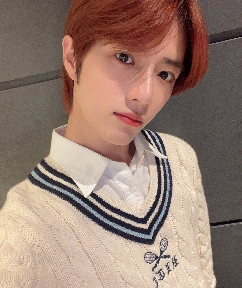 snrcbg's tweet photo. hello :3 kyuso mei here, kei for short but any nn is okay too zZZ from keroppi este donut pond, goes by any pronouns &amp; any gendered terms r ok too ! i like hobie brown, stars, animals, reading, &amp; being delusional slash j *—* OH and my fav sanrio charac is pompompurin ! https://t.co/wlnaM1J3jZ